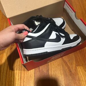 Nike “panda” dunks low big kids size 4 brand new